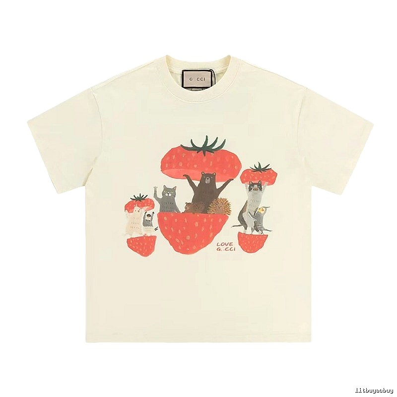 Gucci Strawberry & Animal Childlike Playful Off-white T-shirt