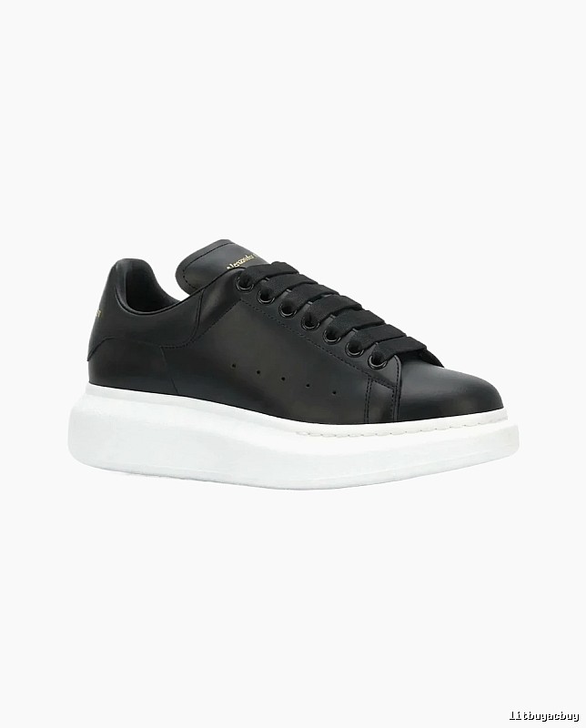 McQueen thick-soled casual style black shoes