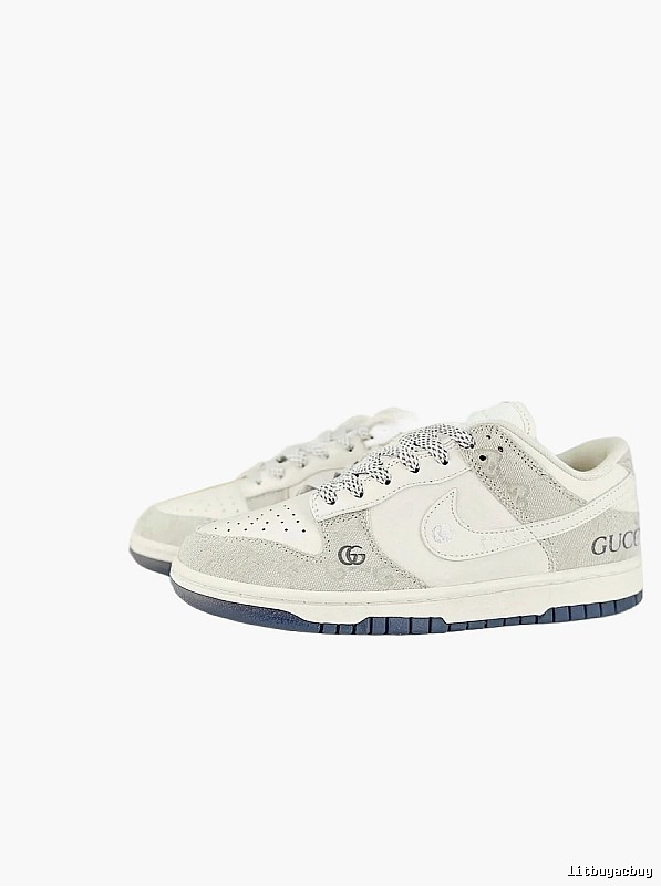 Nike Dunk Co-branded White and Grey Sports Shoes
