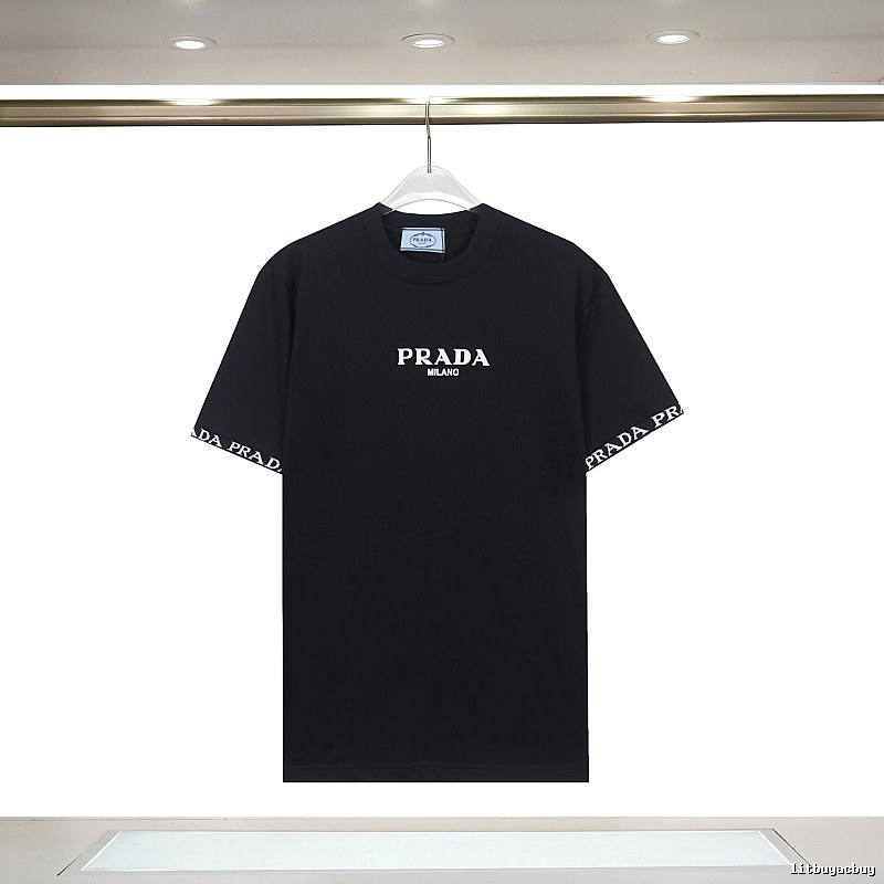 Amiri Resort Logo T-shirt Black Small AM for Travel Looks