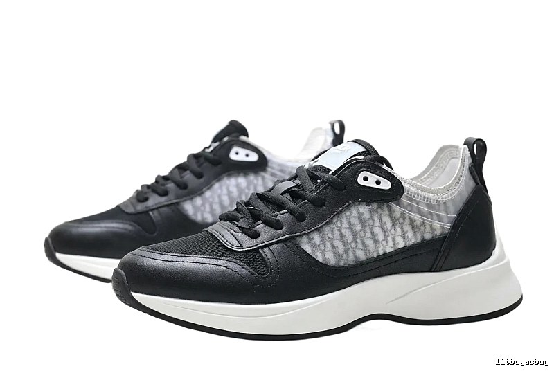 Dior sporty black and white sneakers