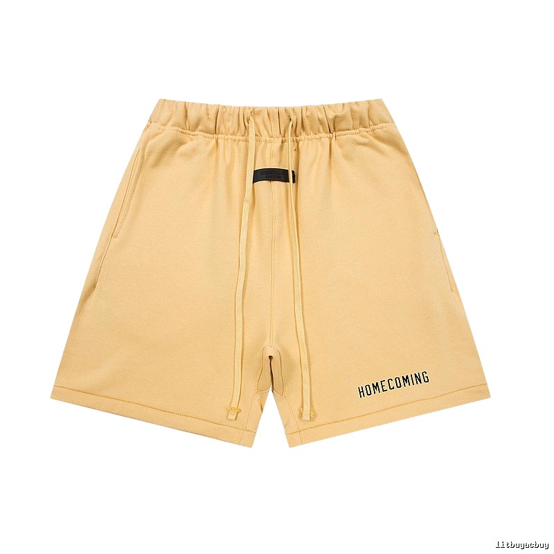 ESSENTIALS minimalist style khaki shorts