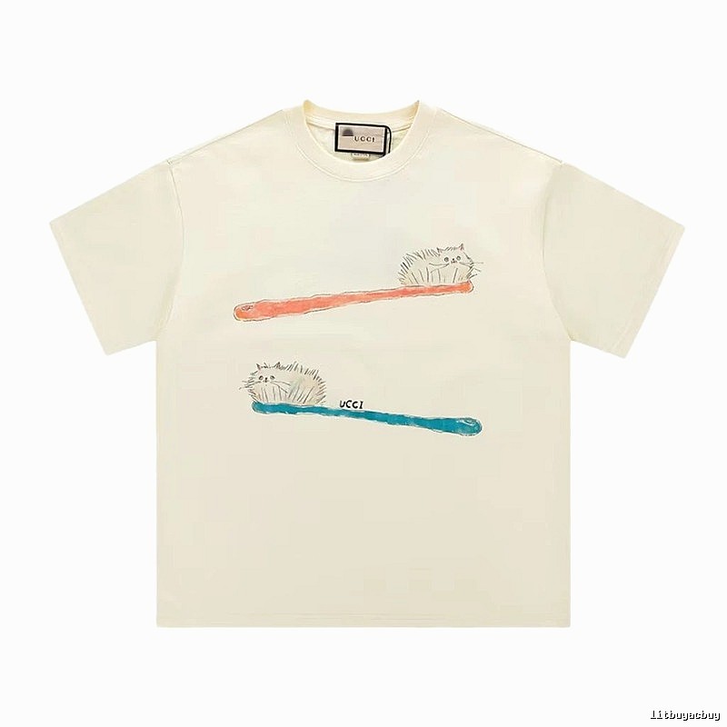 Gucci Hand-painted Cat Vintage Style Off-white T-shirt