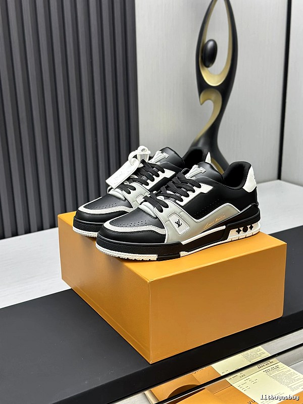 Louis Vuitton Black Cream Low-top on Black Low-top Sneaker for Casual Outfits