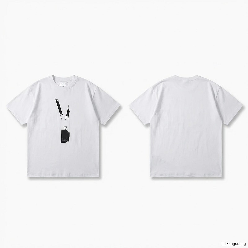 Maison Margiela minimalist style white T-shirt