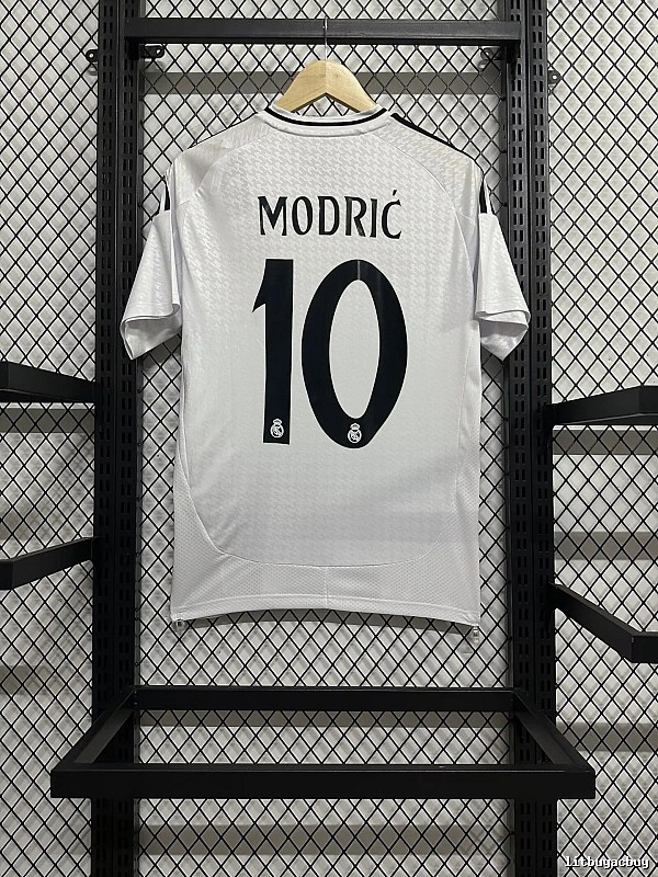 Real Madrid Resort Home soccer jersey White Real Madrid for Travel Looks Select Edition