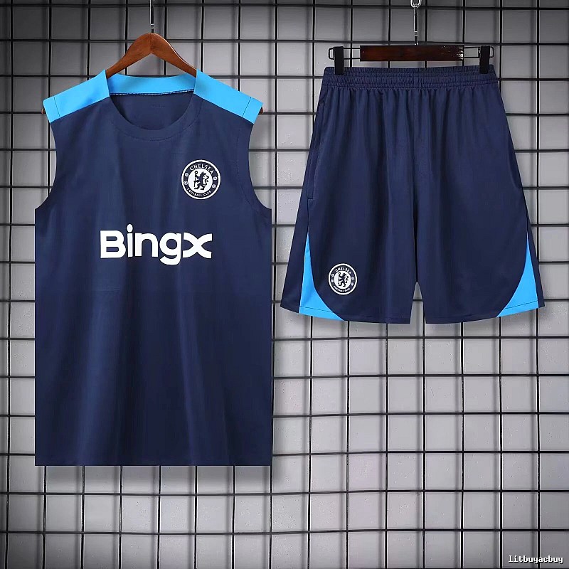 Real Madrid Urban Training jersey set Navy Sleeveless Top with Statement Pattern
